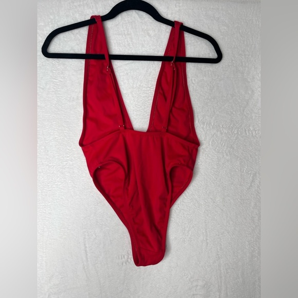Dippin Daisy’s Deep V Red One Piece High Leg Low Back Sz S Summer Beach Sexy - Picture 13 of 13